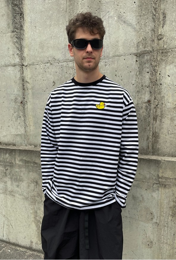 STRIPED LONG-SLEEVE T-SHIRT WITH БЛЯDUCK EMBROIDERY